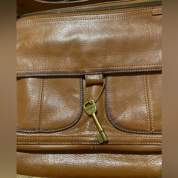 EUC Fossil Vintage Crossbody & Wallet Set - Picture 7 of 16